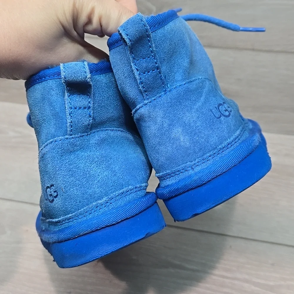 Ugg Australia Big Kids Blue Suede High Top Sheepskin Lace-Up Boots Shoes Sz 4